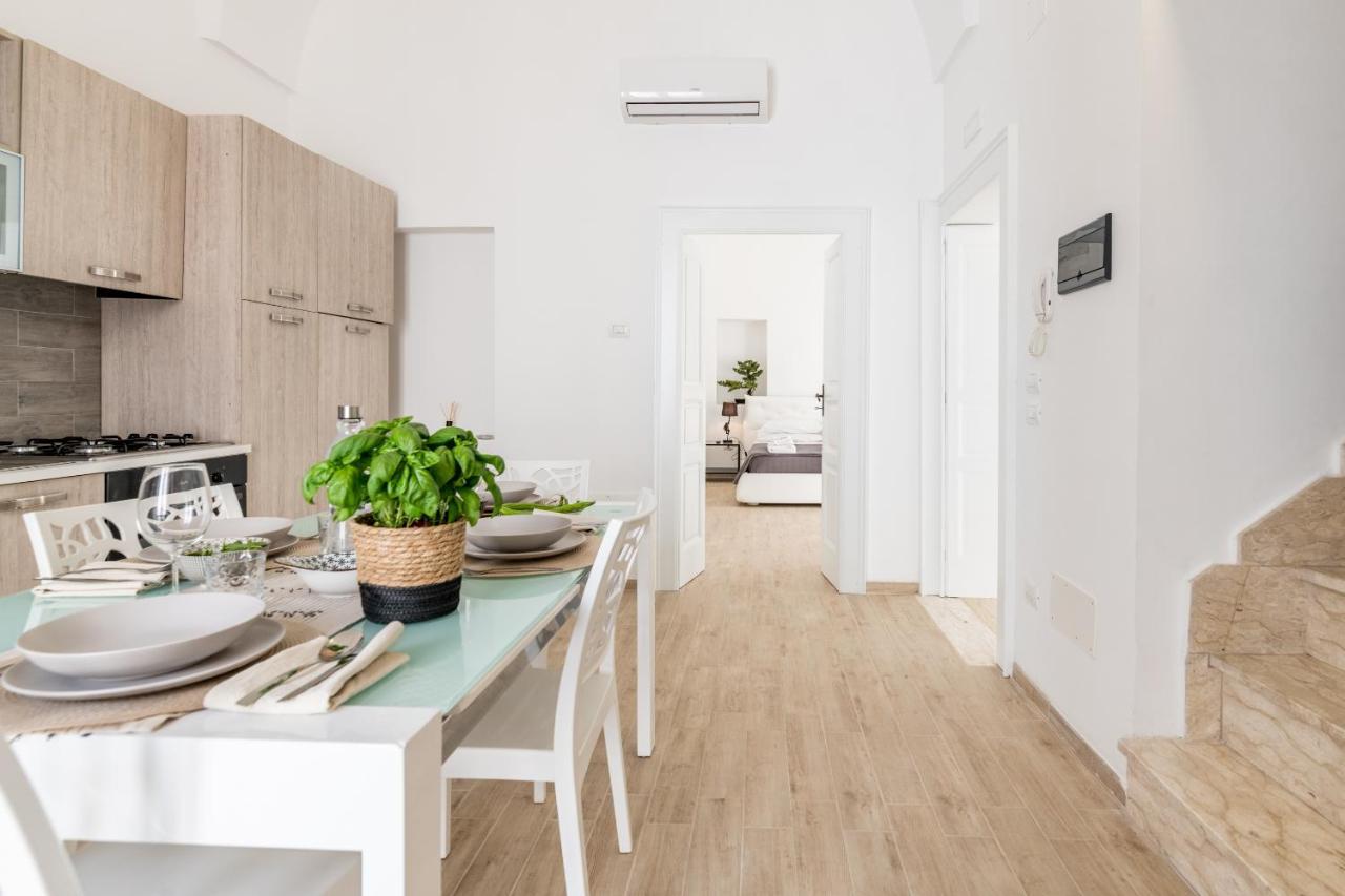 Palazzo Toselli Apartment Ostuni Exterior photo