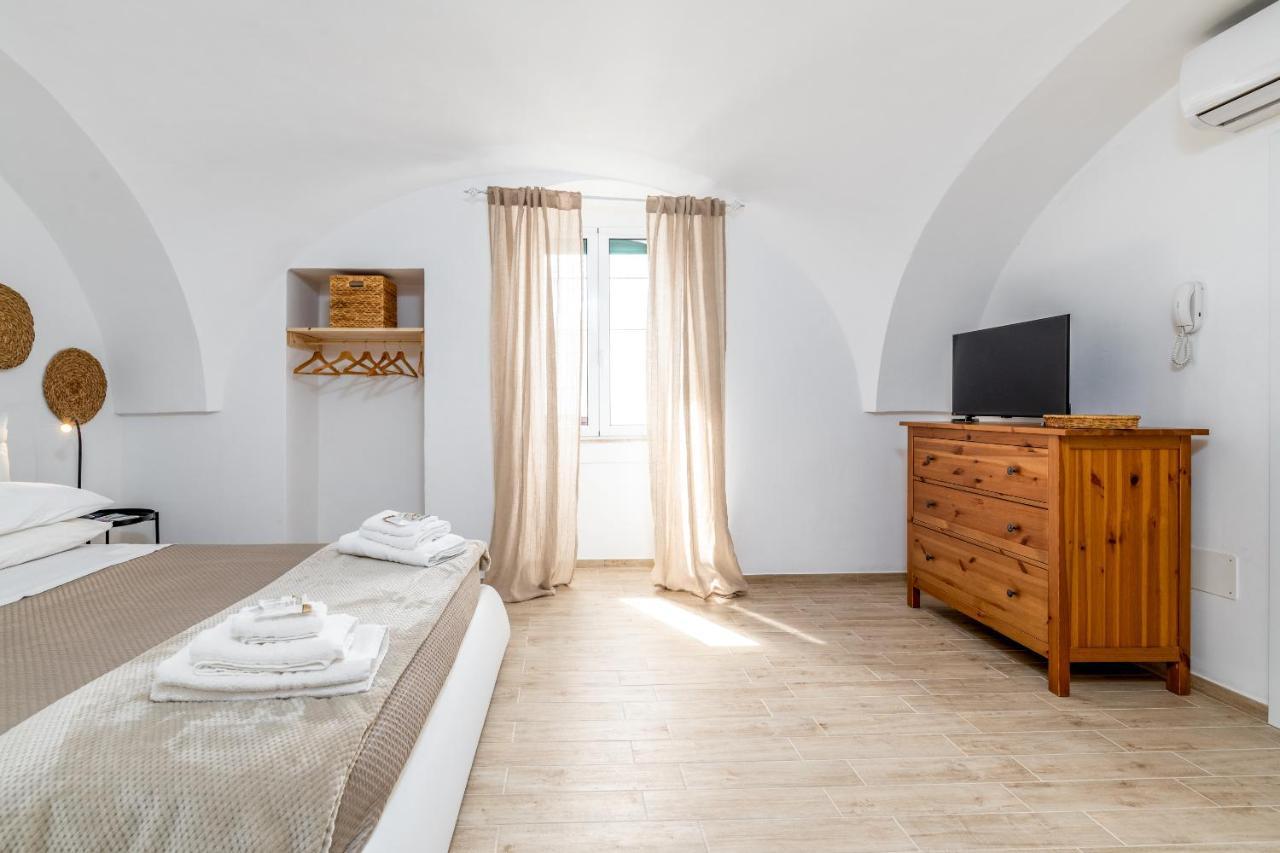 Palazzo Toselli Apartment Ostuni Exterior photo